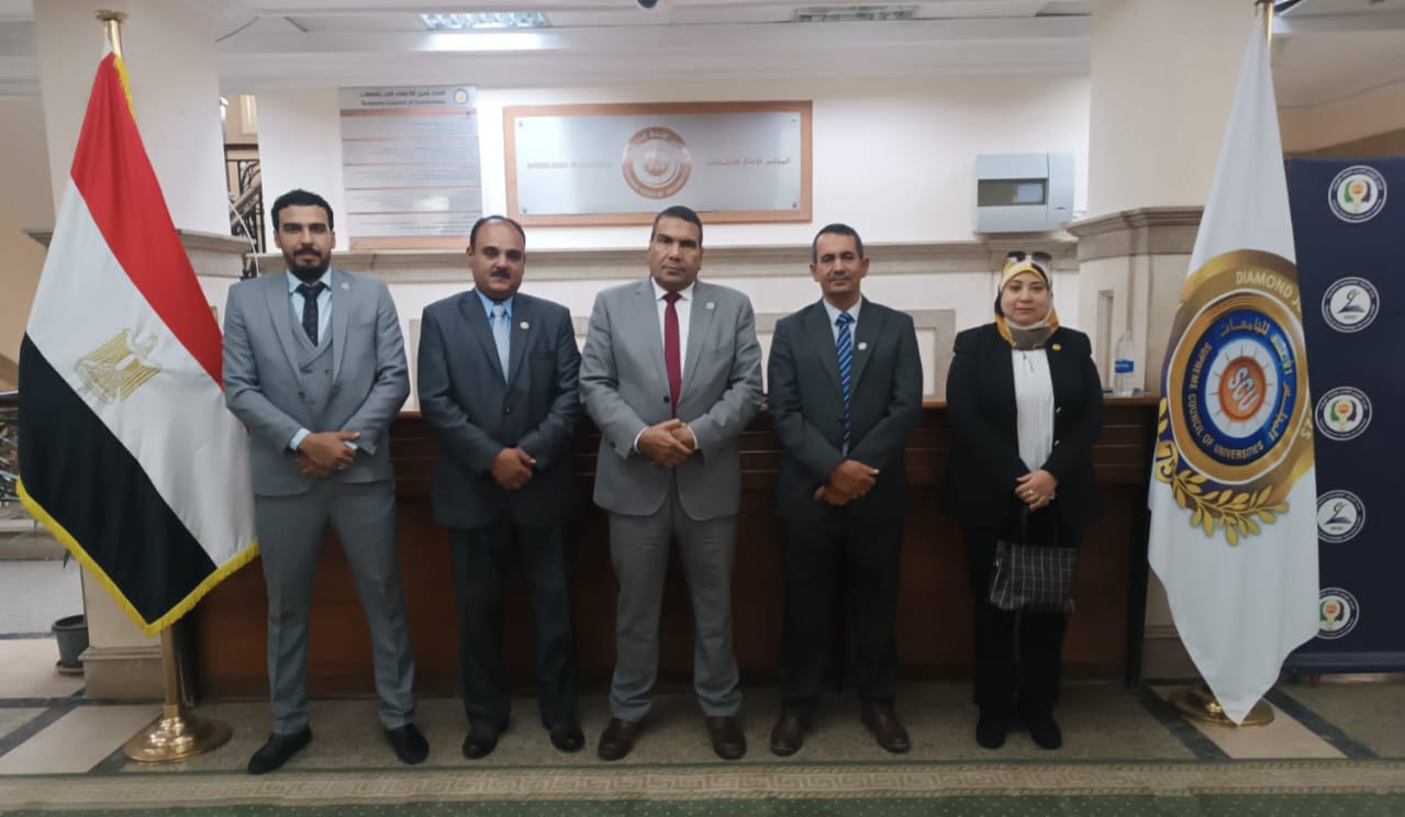  جامعة الوادي الجديد تشارك فى ورشة عمل عن إدارة جوائز التميز الداخلي بمقر المجلس الأعلى للجامعات