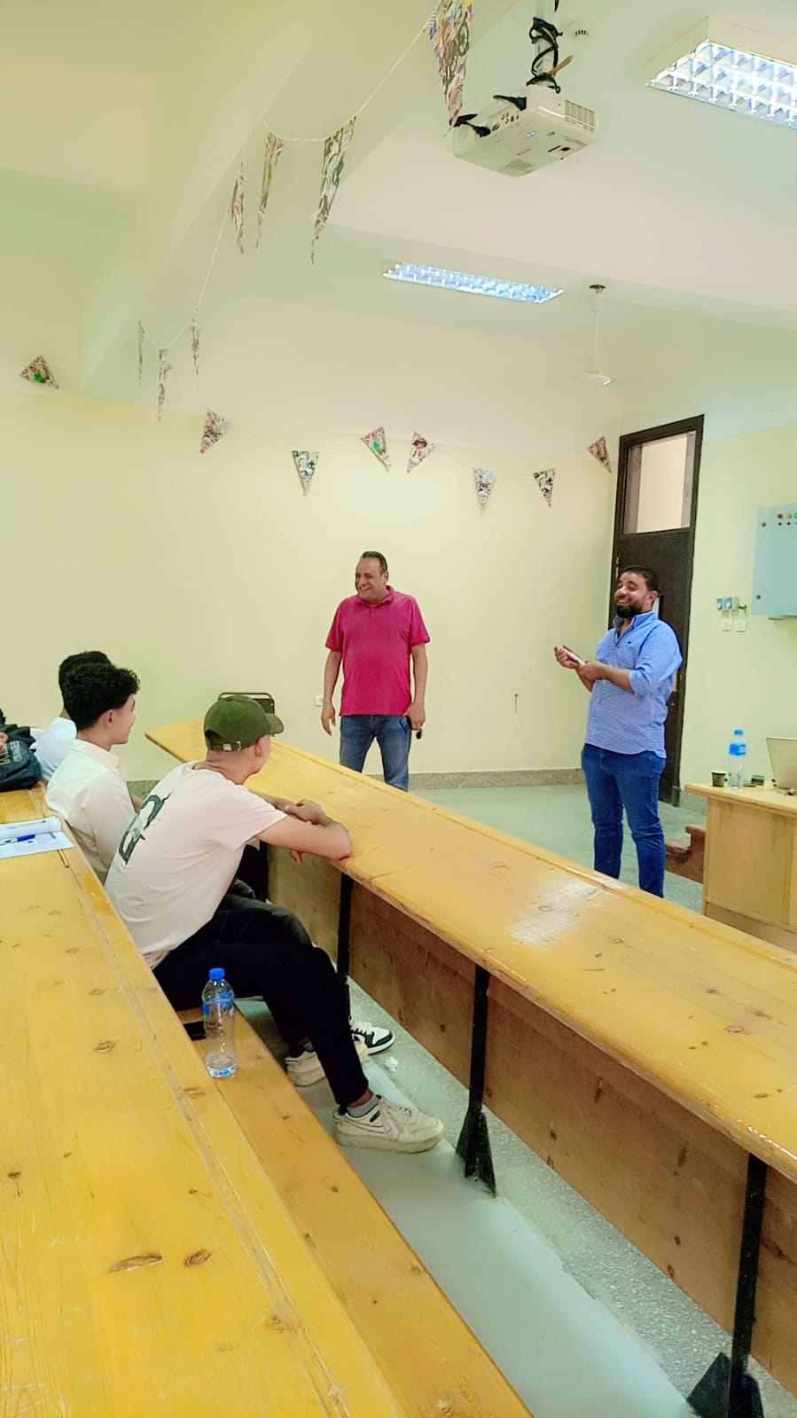 http://nvu.edu.eg//uploaded_imgs/21474911085_2.jpg